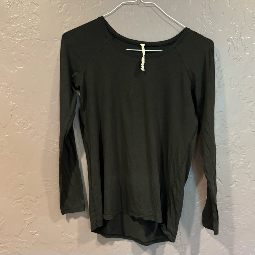 lululemon athletica Black Long Sleeve Blouse